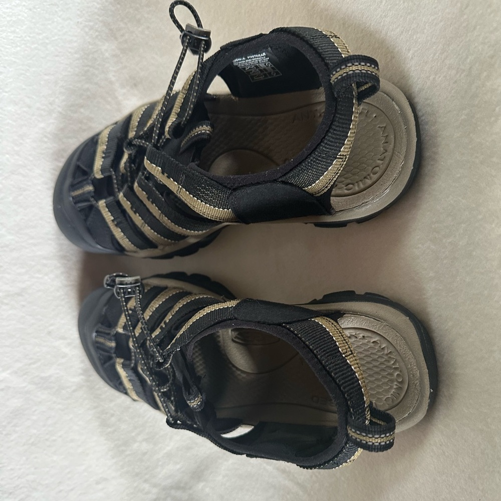Keen Men’s Newport H2 Black/Stone Grey Sandals Size 12 - Picture 4 of 14